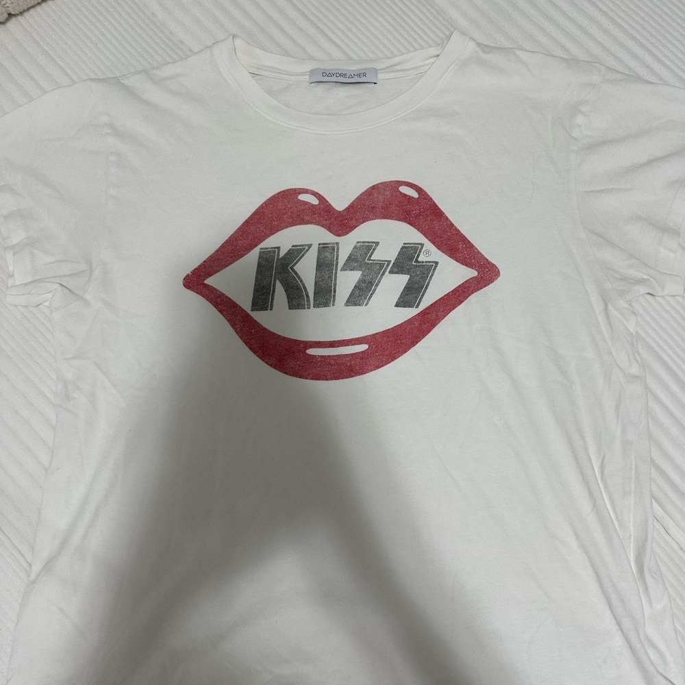 Day dreamer band tee